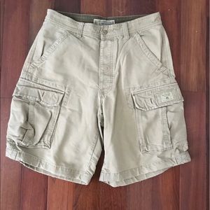 American Eagle cargo shorts